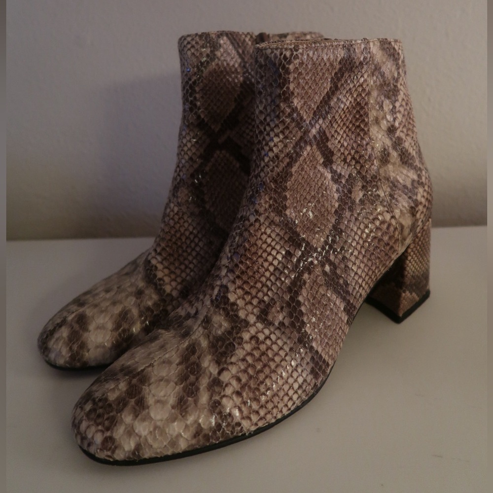 Chinese Laundry snakeskin boots 7.5